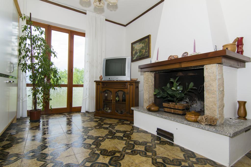 Ca' Rinaldi F Hotel Aulla Exterior photo